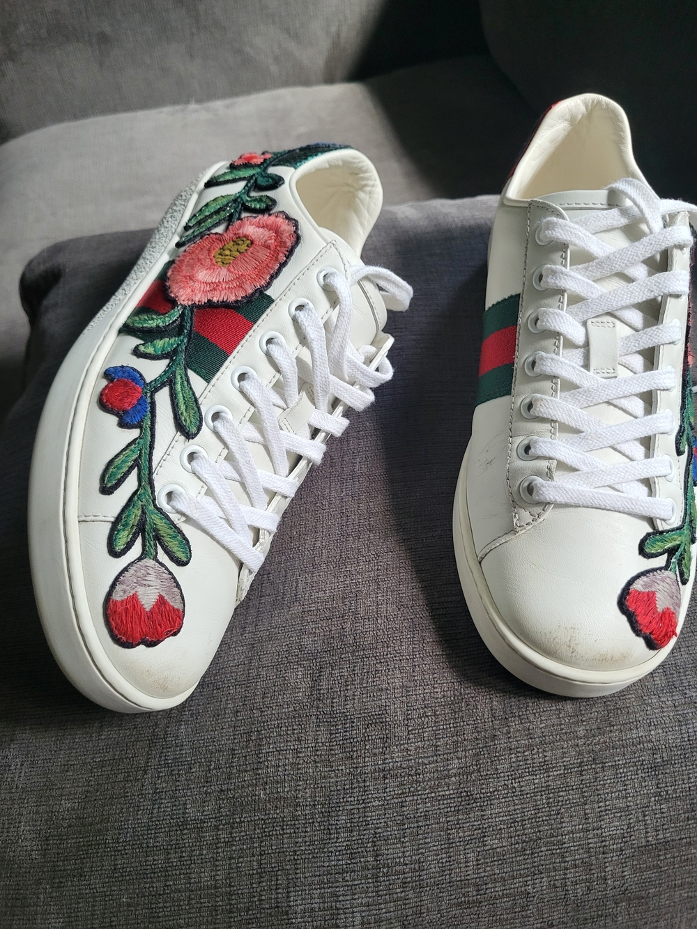 Gucci White Leather Sneakers with Red & Green Floral Embroidery